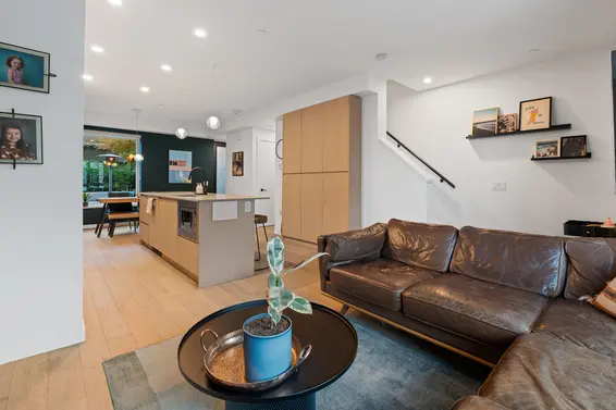 5 528 East 2nd Street, North Vancouver For Sale - image 12