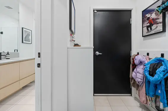 5 528 East 2nd Street, North Vancouver For Sale - image 33