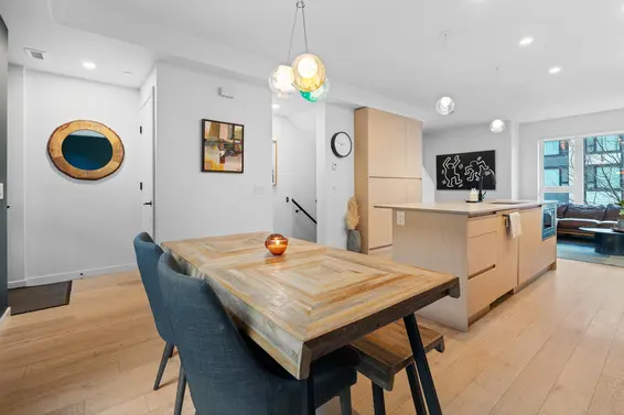 5 528 East 2nd Street, North Vancouver For Sale - image 6