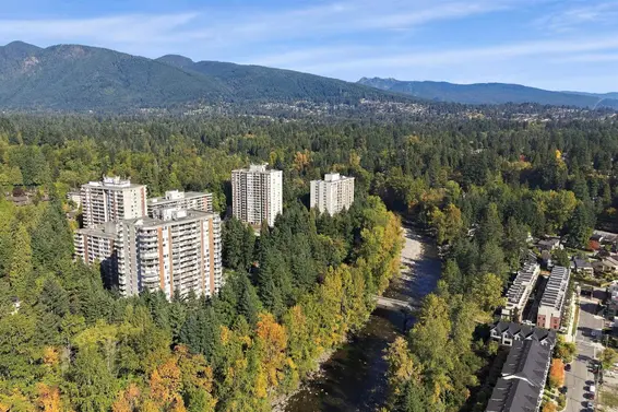 403 2024 Fullerton Avenue, North Vancouver