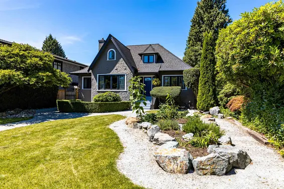 1717 Grand Boulevard, North Vancouver