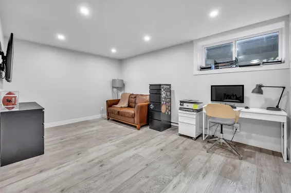 2607 Fromme Road, North Vancouver For Sale - image 31