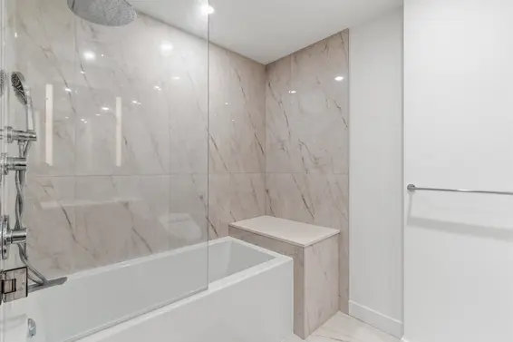 410 135 East 13th Street, North Vancouver For Sale - image 12