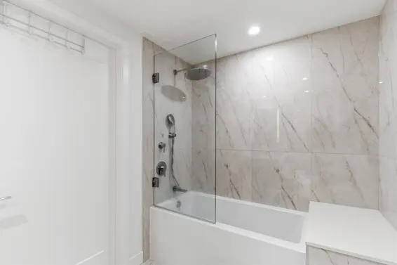 410 135 East 13th Street, North Vancouver For Sale - image 14