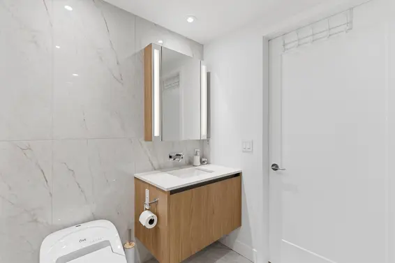 410 135 East 13th Street, North Vancouver For Sale - image 15