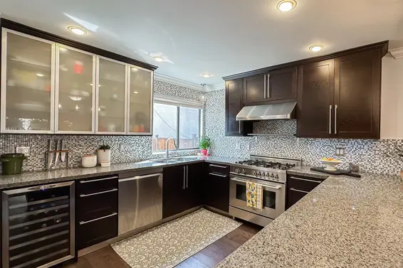 1 226 East 10 Street, North Vancouver For Sale - image 14