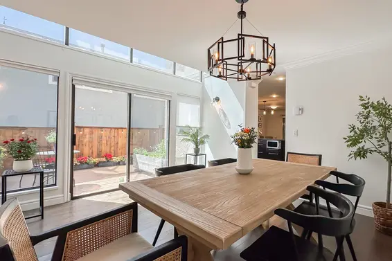 1 226 East 10 Street, North Vancouver For Sale - image 7