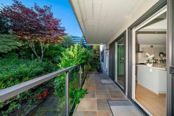 18 2214 Folkestone Way, West Vancouver For Sale - image 19