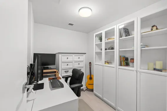 407 1471 Hunter Street, North Vancouver For Sale - image 21