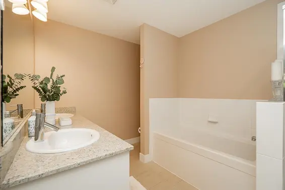 107 1111 East 27th Street, North Vancouver For Sale - image 14