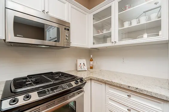 107 1111 East 27th Street, North Vancouver For Sale - image 4
