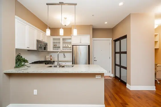 107 1111 East 27th Street, North Vancouver For Sale - image 5