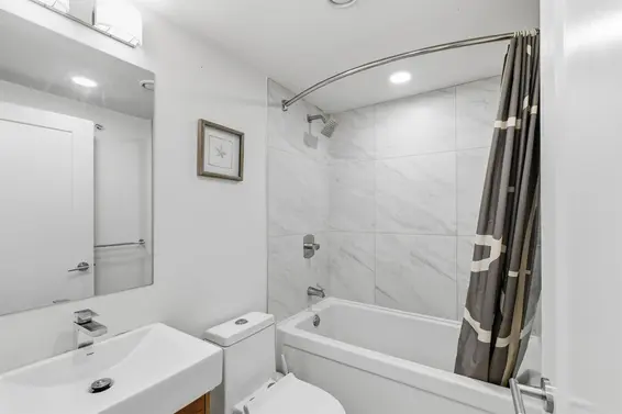 33 720 East 3rd Street, North Vancouver For Sale - image 12