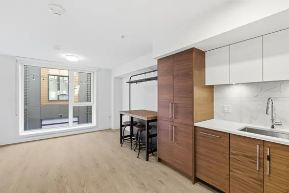 33 720 East 3rd Street, North Vancouver For Sale - image 16