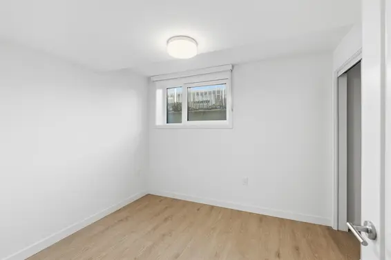 33 720 East 3rd Street, North Vancouver For Sale - image 17