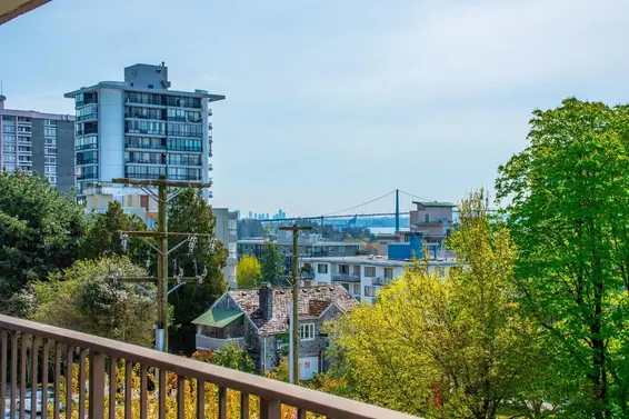 401 747 17th Street, West Vancouver For Sale - image 18