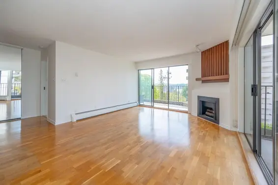 401 747 17th Street, West Vancouver For Sale - image 4
