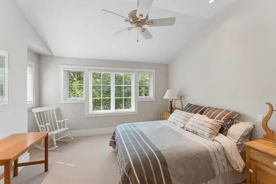 2071 Esquimalt Avenue, West Vancouver For Sale - image 13