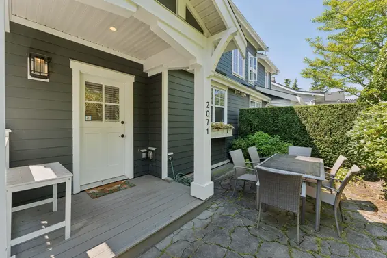 2071 Esquimalt Avenue, West Vancouver For Sale - image 30