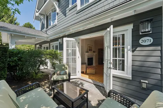 2071 Esquimalt Avenue, West Vancouver For Sale - image 32