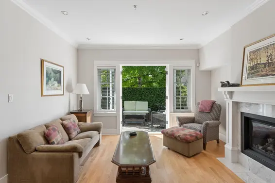 2071 Esquimalt Avenue, West Vancouver For Sale - image 5