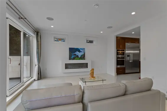 863 Younette Drive, West Vancouver For Sale - image 8