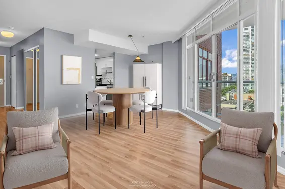 903 130 East 2nd Street, North Vancouver For Sale - image 3