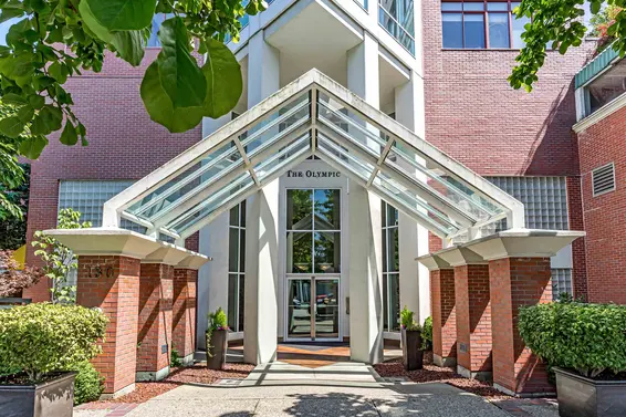 903 130 East 2nd Street, North Vancouver For Sale - image 34