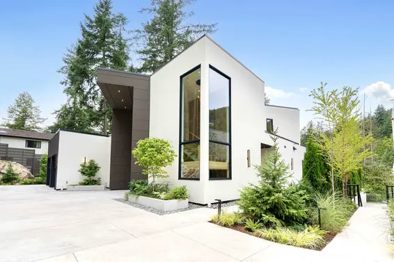 5773 Primrose Place, West Vancouver