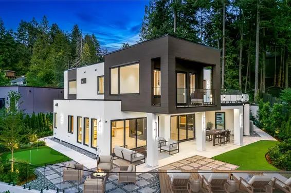 5773 Primrose Place, West Vancouver For Sale - image 2