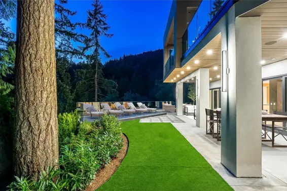 5773 Primrose Place, West Vancouver For Sale - image 33