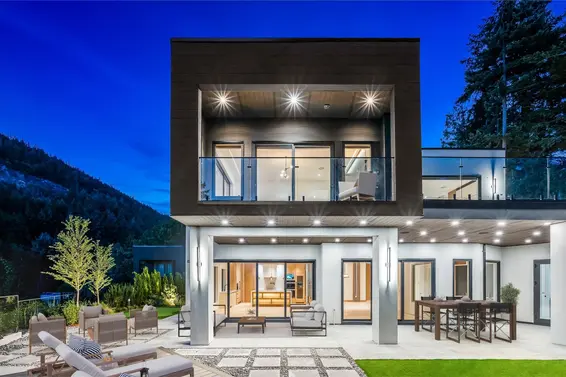 5773 Primrose Place, West Vancouver For Sale - image 4