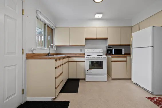 443-445 West Keith Road, Vancouver For Sale - image 10