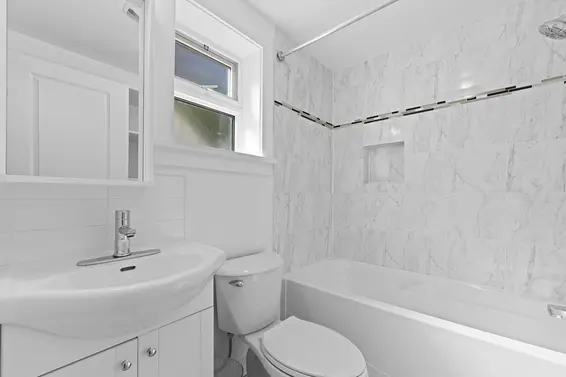 1079 Lytton Street, North Vancouver For Sale - image 10