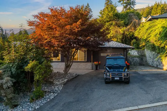 3812 Dalkeith Drive, North Vancouver For Sale - image 21