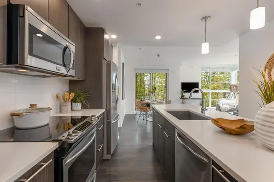 407 733 West 3rd Street, North Vancouver For Sale - image 12