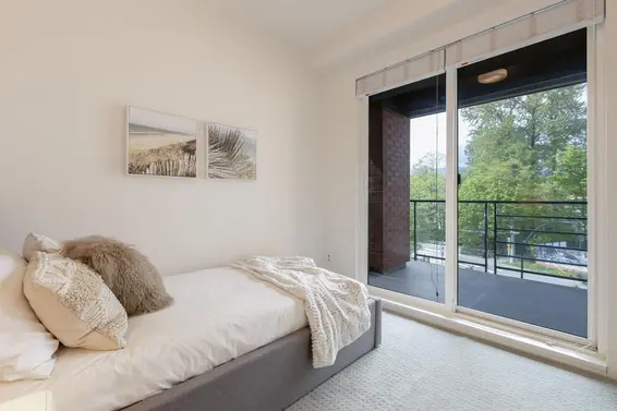 407 733 West 3rd Street, North Vancouver For Sale - image 21