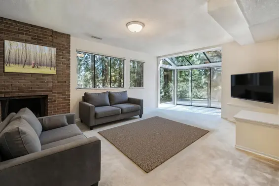 4706 Meadfeild Road, West Vancouver For Sale - image 16