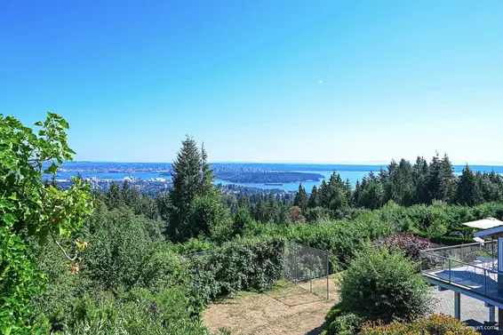 1444 Sandhurst Place, West Vancouver For Sale - image 36