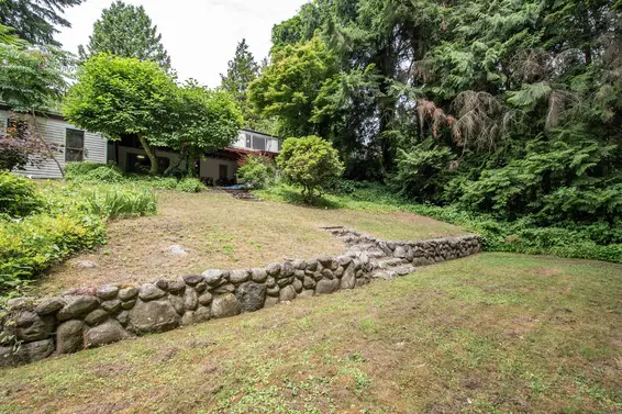 1852 Appin Road, North Vancouver For Sale - image 31