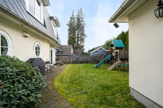 2285 Kings Avenue, West Vancouver For Sale - image 36