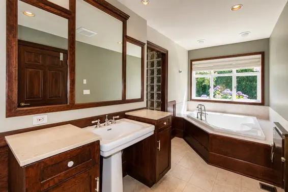 6980 Odlum Court, West Vancouver For Sale - image 28
