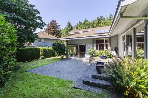 6980 Odlum Court, West Vancouver For Sale - image 4