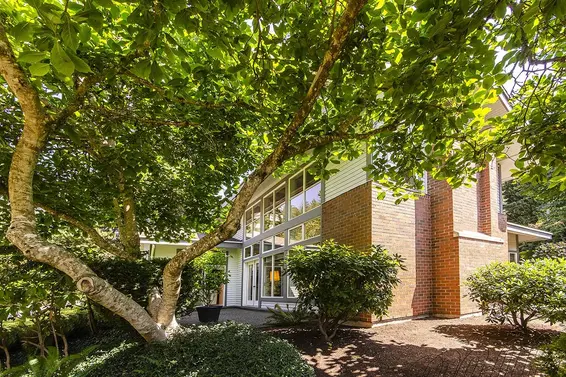 6980 Odlum Court, West Vancouver For Sale - image 5