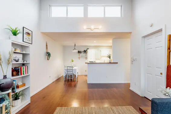 319 206 East 15th Street, North Vancouver For Sale - image 5