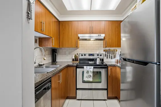 205 235 West 4th Street, North Vancouver For Sale - image 7