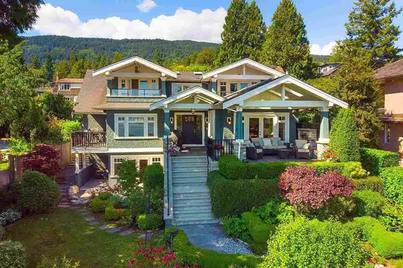 2623 Lawson Avenue, West Vancouver For Sale - image 2