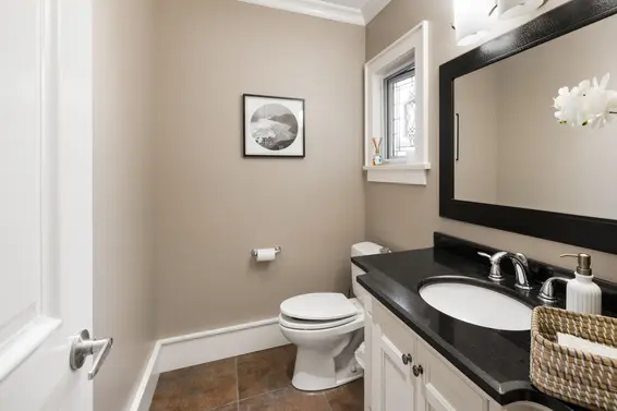 2623 Lawson Avenue, West Vancouver For Sale - image 35