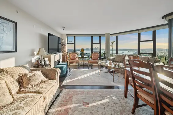 805 683 West Victoria Park, North Vancouver For Sale - image 11