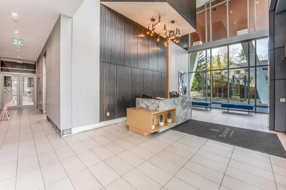 2001 200 Klahanie Court, West Vancouver For Sale - image 12
